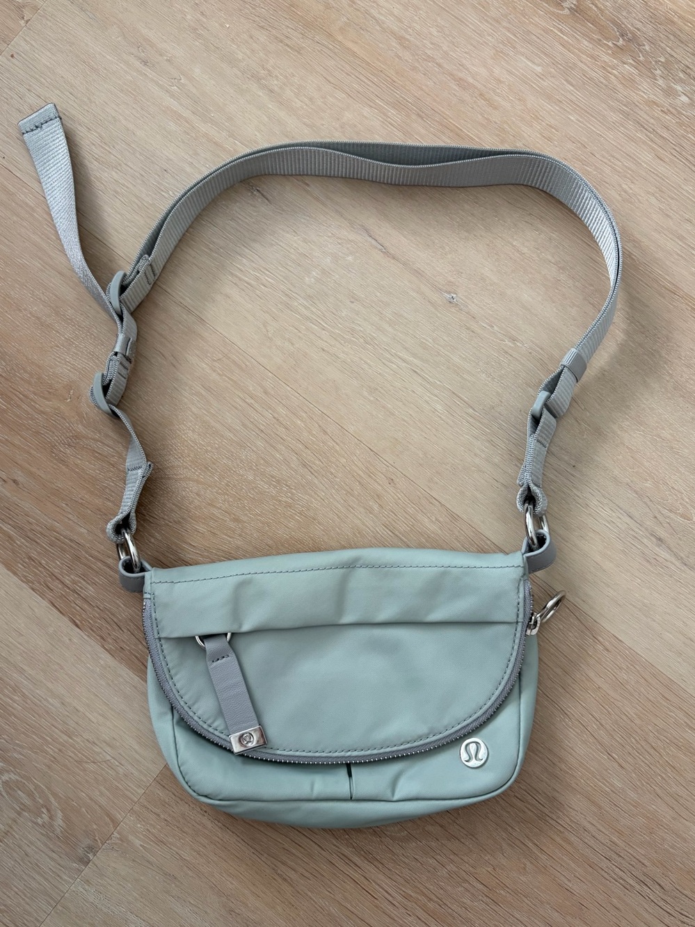 lululemon All Night Festival Bag Micro 2L